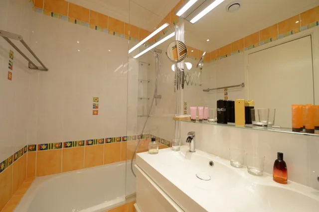 1 Bedroom, Love, Apartment, Les Patios Du Marais 6/6
