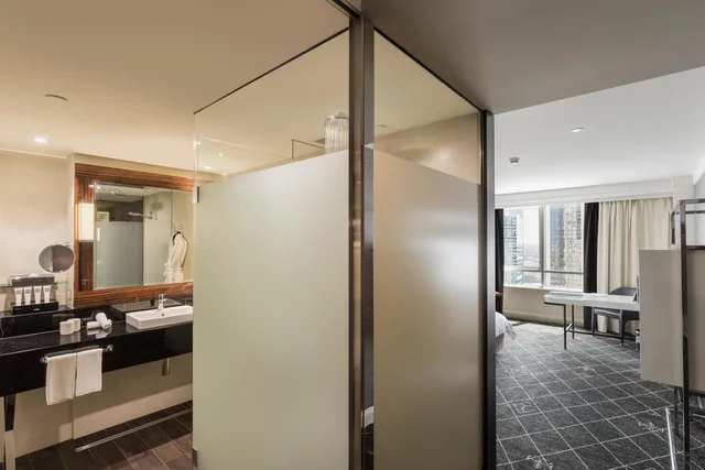 Skyline, Signature, Balcony, High Floor، Swissotel Sydney 7/8