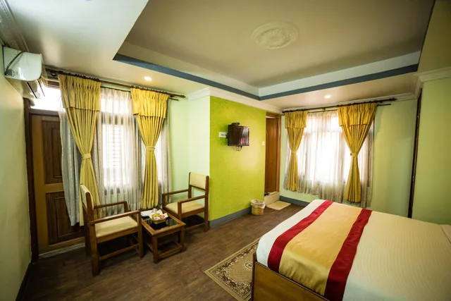 غرفة قياسية بسرير مزدوج وسرير فردي بإطلالة على الحديقة، Kathmandu Garden Home 2/2