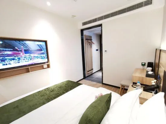 غرفة بزنس بسرير كوين، GreenTree Inn Shanghai Yuyuan Garden Xiaonanmen Subway Station Express Hotel 1/2