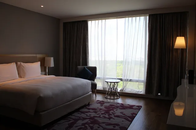 شقة بسرير كينج بإطلالة على الحديقة بغرفة نوم واحدة، Marriott Executive Apartments Hyderabad 1/7