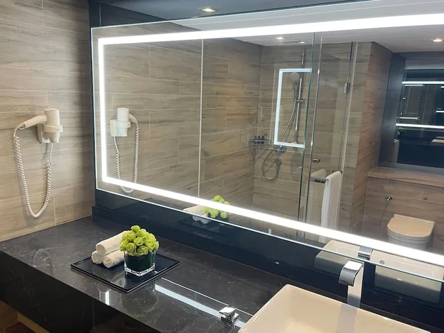 Premier, Family, 1 Single and 2 Double Beds، Prince Hotel Hong Kong 3/3