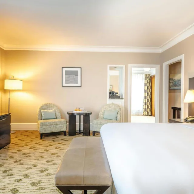 جناح تنفيذي بسرير كينج مع دخول صالة النادي، Renaissance Brussels Hotel 5/7