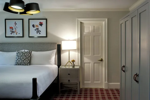 Room, King Bed, Corner, Morrison House Old Town Alexandria, Autograph Collection 3/4