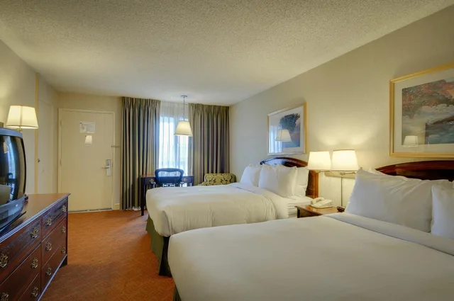 غرفة بسريرين كوين، Vagabond Inn Executive San Francisco Airport 4/10