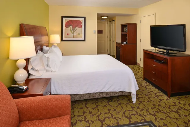 جناح بسرير كينج، Hilton Garden Inn Terre Haute 4/6