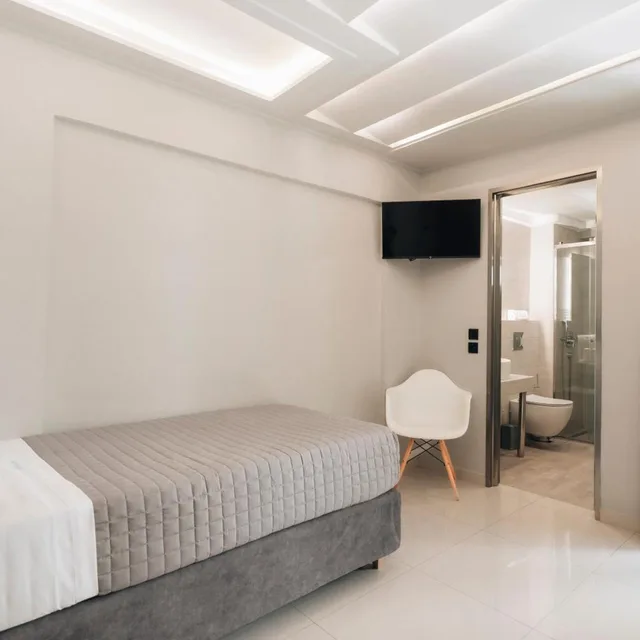 غرفة قياسية مفردة، Golden Sun Hotel 2/3