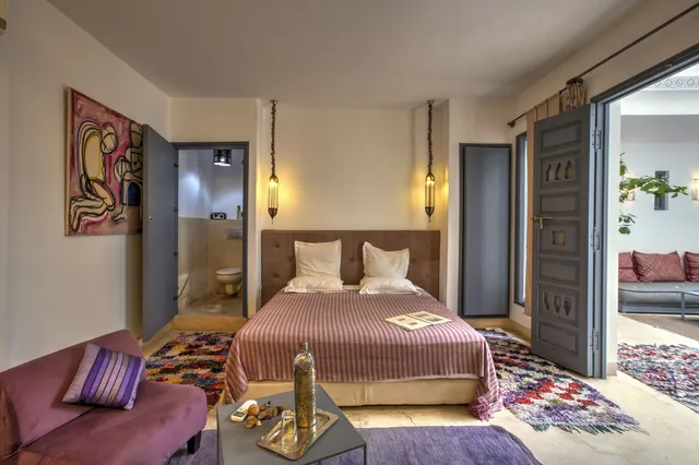 غرفة كلاسيكية بسرير كوين، Riad Awa 3/7