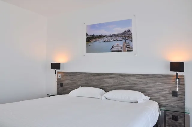 جناح بريستيج، Golden Tulip La Baule 2/6