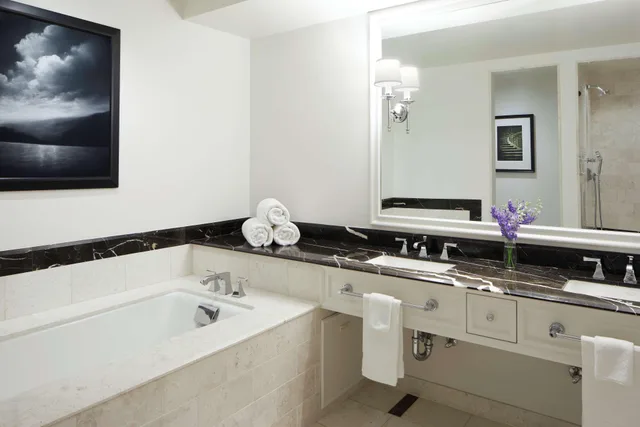 غرفة سوبيريور بسرير مزدوج، Waldorf Astoria Atlanta Buckhead 3/3
