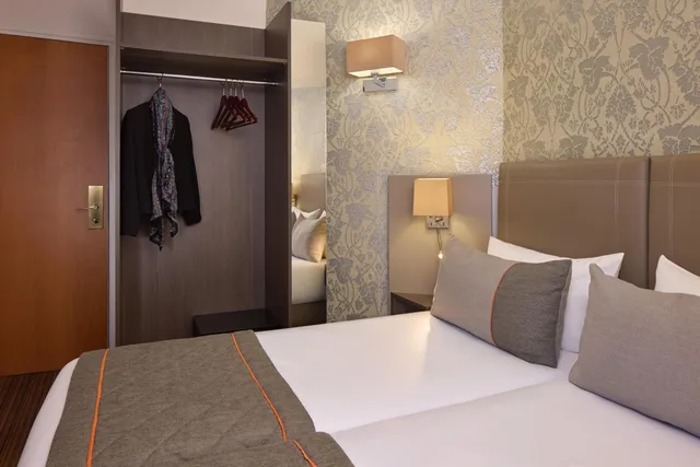 غرفة سوبيريور بسرير فردي، Timhotel Tour Eiffel 3/10