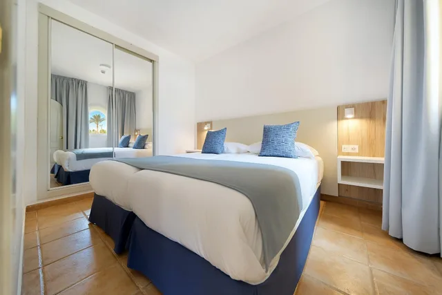 2 Bedrooms, Classic, Apartment, Balcony, Servatur Monte Feliz powered by Playitas 2/5