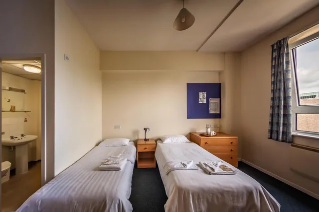 غرفة بسريرين منفصلين، LSE Bankside House 1/2