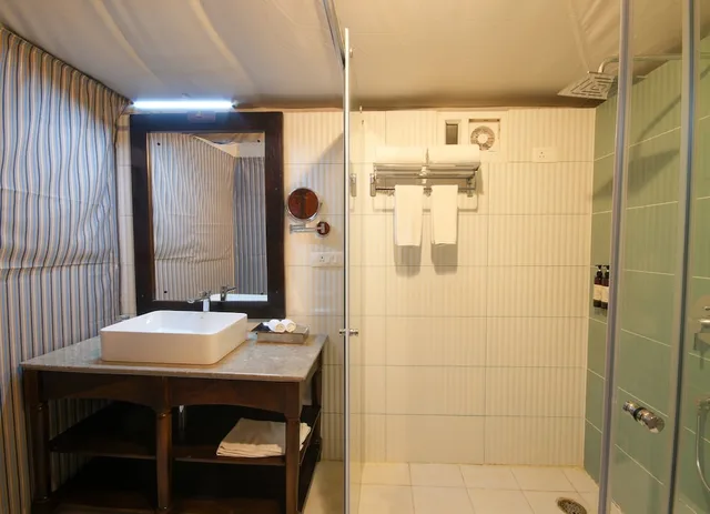 Casita, 2 Double Beds، Regenta Resort Sakleshpur 3/3