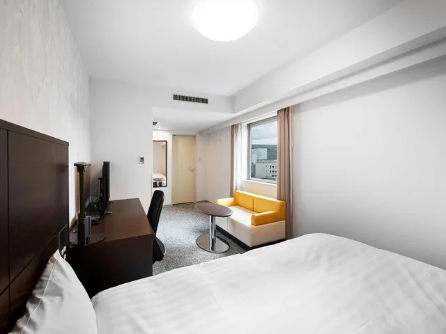 غرفة ديلوكس بسرير كوين، Daiwa Roynet Hotel Kawasaki 1/3
