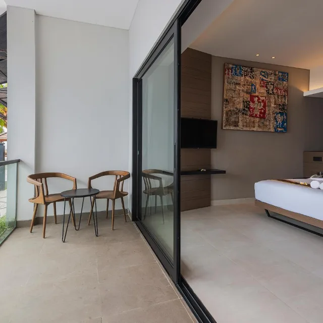 جناح جونيور بإطلالة على البحر، Padma Sari Hotel 7/10