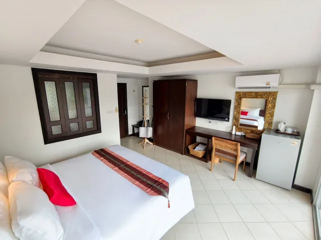 غرفة قياسية بسرير كوين بإطلالة على المسبح، Wild Orchid Villa Krabi 2/10