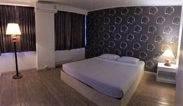 2 Bedrooms, Suite, 1 King and 1 Single Beds, Corner, THE PACIFIC COOL CHIC 2/5