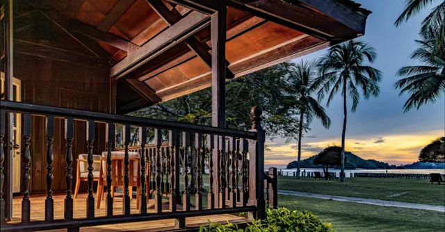 Room, Twin Beds, Beach Front, Pelangi Beach Resort and Spa 1/1