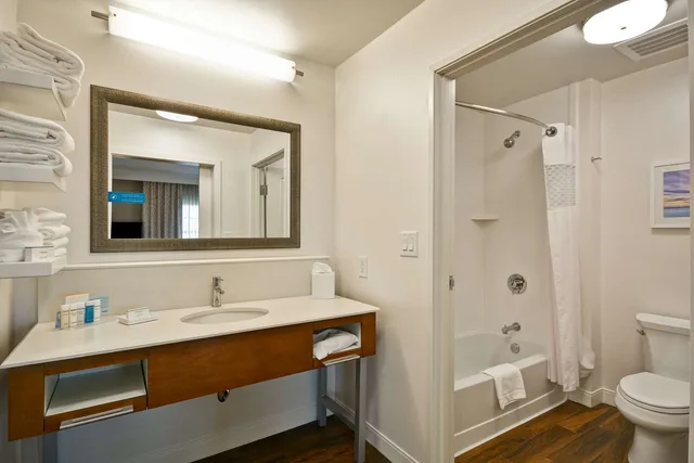 غرفة بسريرين كوين، Hampton Inn And Suites Charleston Airport 3/4