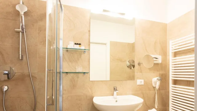 Classic, Double Bed, City Hotel Merano 5/8