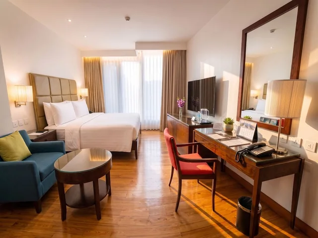 غرفة سوبيريور بسرير كينج، City Garden Grand Hotel 2/9