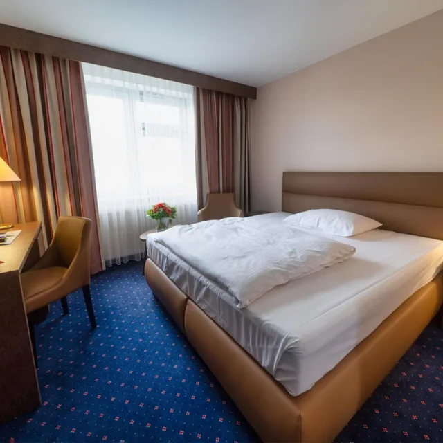غرفة قياسية بسرير كينج، Hotel Fortuna 3/6