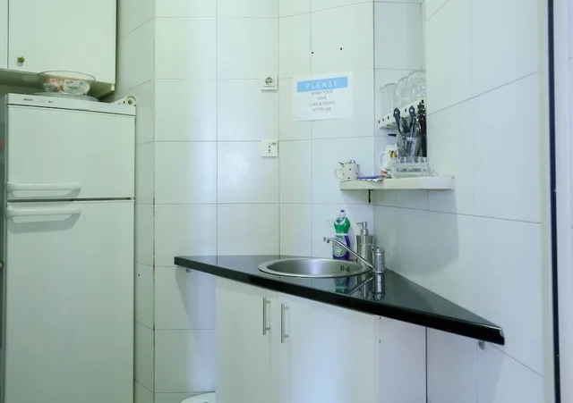 غرفة بإطلالة على المدينة مفردة بسرير فردي بحمام مشترك، Hostel Pigeon Square 5/5