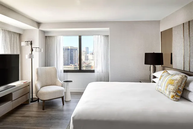جناح فاخر بإطلالة على المدينة، San Francisco Marriott Marquis 1/3