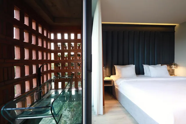 غرفة بحوض استحمام، Sandali Metekhi Boutique hotel 1/4