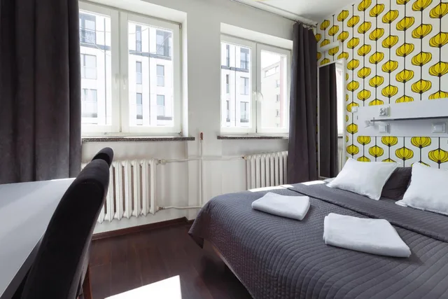 غرفة بسرير مزدوج بحمام خاص، Tamka Hostel 1/7