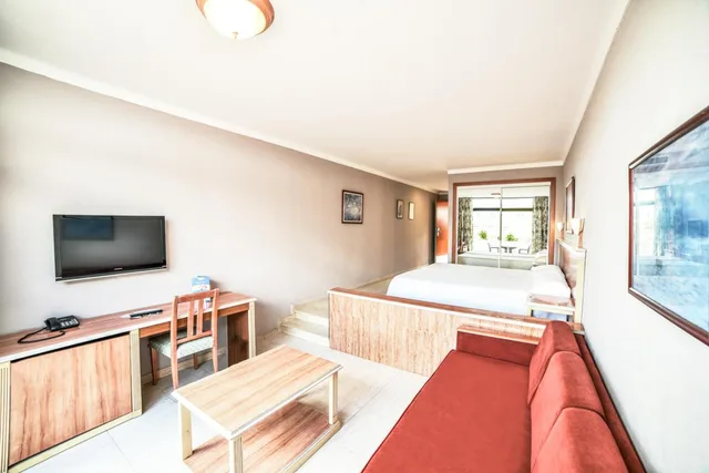 غرفة بسرير مزدوج أو سريرين منفصلين مع سرير إضافي، Hotel Beatriz Playa & Spa 6/10