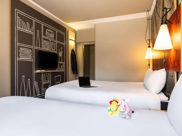 غرفة بريميوم بسرير مزدوج وسرير فردي، Hotel ibis Brussels off Grand Place 10/10