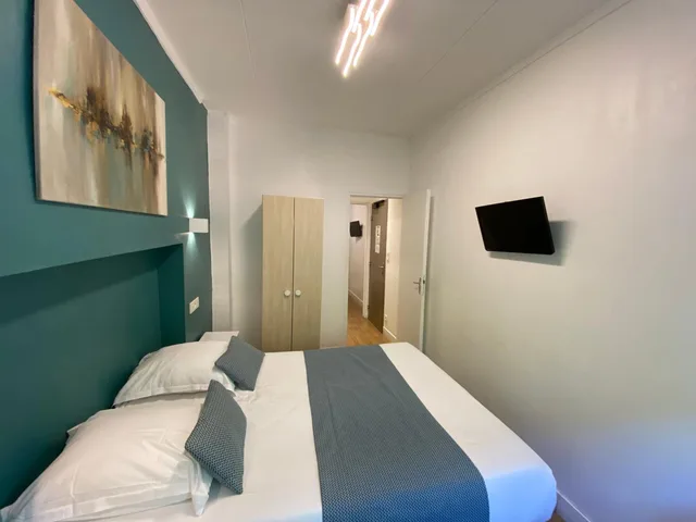 غرفة بريميوم رباعية، Hotel de La Marne 1/9
