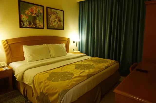 جناح بسرير كينج وسرير كوين بغرفتي نوم بمطبخ، Golden Tulip Sharjah- Hotel Apartments 10/10