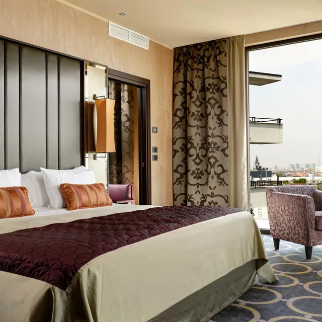 Executive, Suite, Duomo View، Uptown Palace 2/6