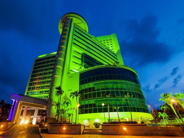 جناح بحوض جاكوزي، Hotel Almirante Cartagena Colombia 1/1