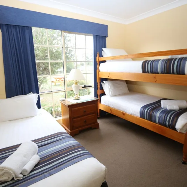 2 Bedrooms, Pier, Cottage، Swansea Cottages & Motel Suites 2/10