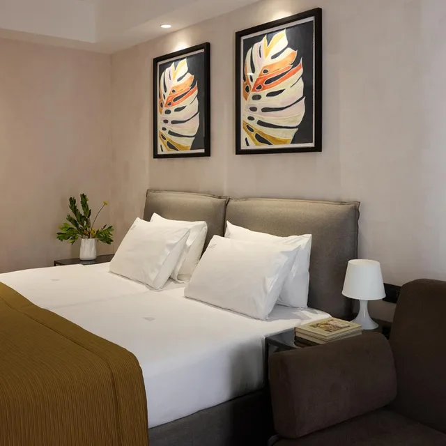 غرفة عائلية بسرير فردي، Astor Hotel 5/7