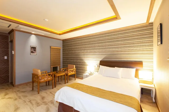 غرفة ديلوكس بسرير مزدوج، Sahara Hotel 2/2