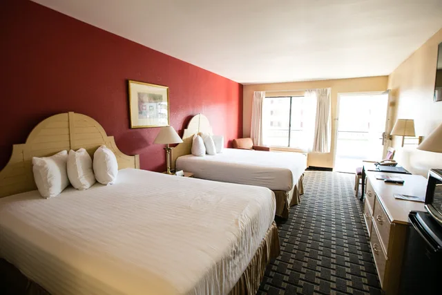 غرفة قياسية بسريرين كوين، Anaheim Carriage Inn 1/2