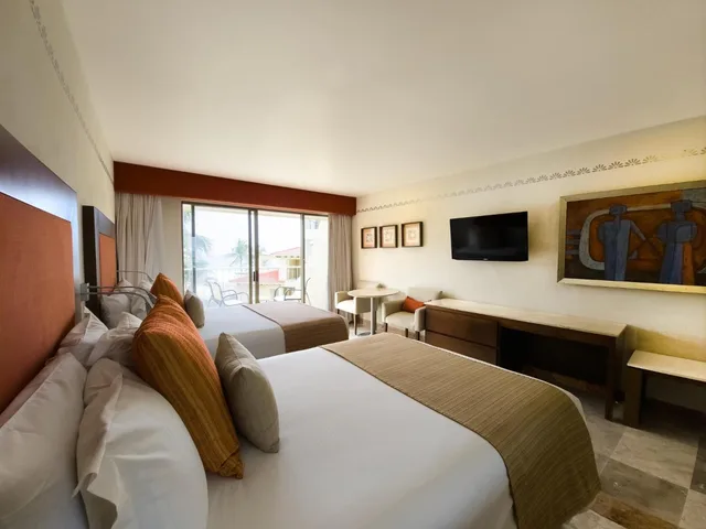 Deluxe, Suite, Sea View, Grand Park Royal Cancun All Inclusive 1/6
