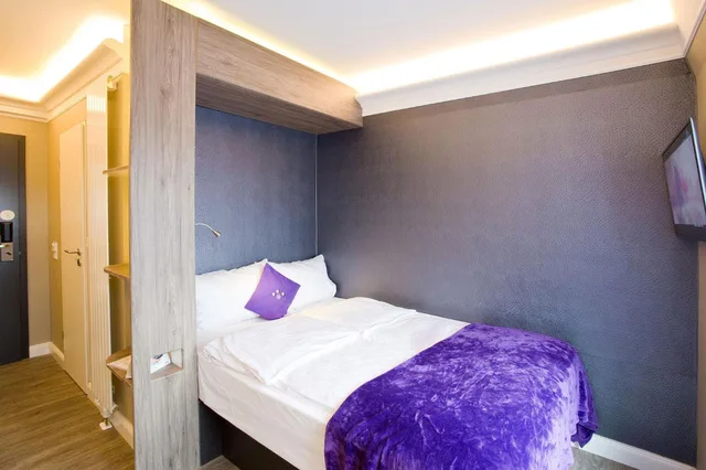 غرفة اقتصادية بسرير مزدوج، PLAZA INN stays design Dortmund 9/9