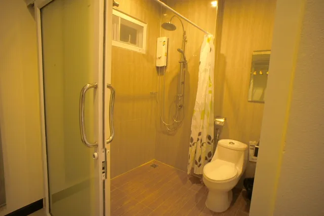 Deluxe, Twin Beds, Ido Boutique Suite 2/3