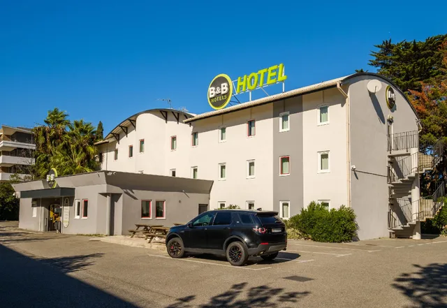 غرفة تُحدَّد عند الوصول، B&B Hotel Villeneuve Loubet Plage 1/1
