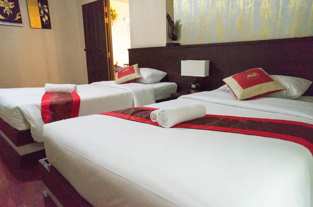 غرفة عائلية، Noble Place 3/10