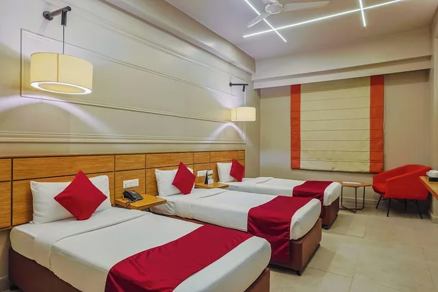 غرفة كلوب بثلاثة أسرّة، Max Hotel Prayagraj 5/10