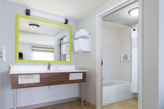 استوديو بسرير كينج، Hampton Inn Suites Brookings 3/3