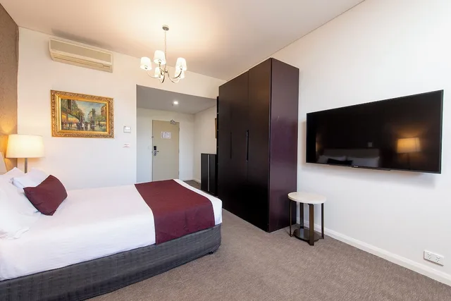 غرفة قياسية بسرير كوين، Adabco Boutique Hotel Adelaide 2/4