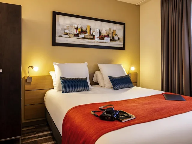 Family, Double Bed, Sofa, Kitchenette, Mercure Agen Centre 1/3